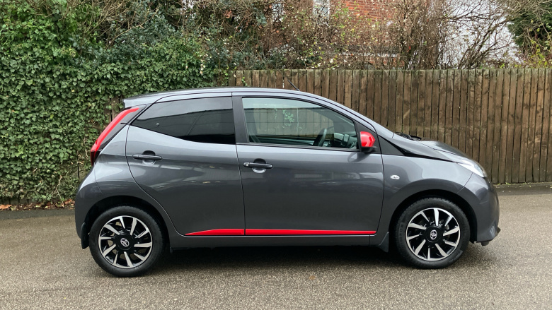 Toyota Aygo 1.0 VVT-i X-Trend TSS 5dr x-shift Petrol Hatchback